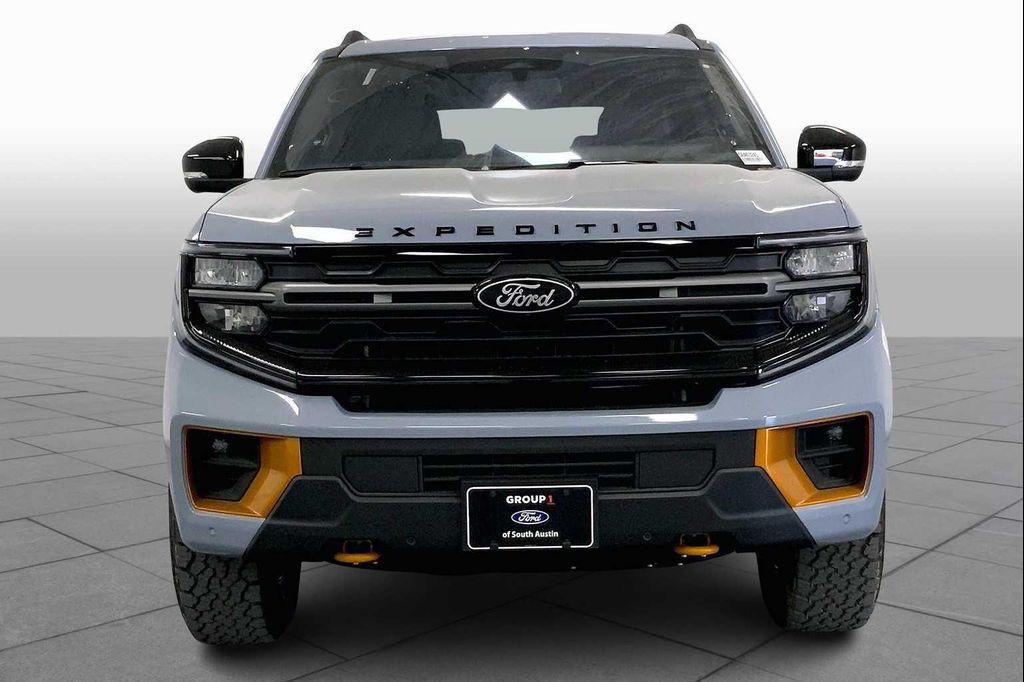 new 2025 Ford Expedition car, priced at $81,585