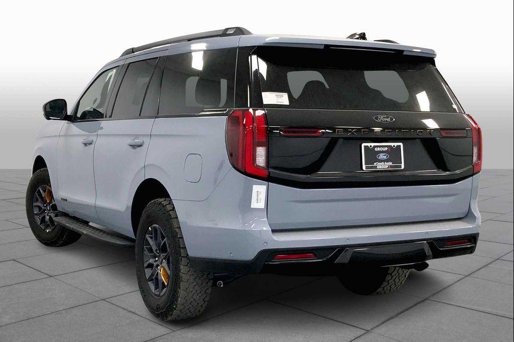new 2025 Ford Expedition car, priced at $81,585