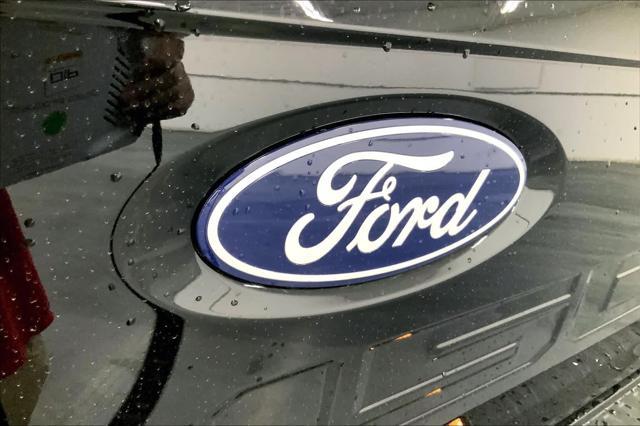 new 2024 Ford F-150 car, priced at $43,235