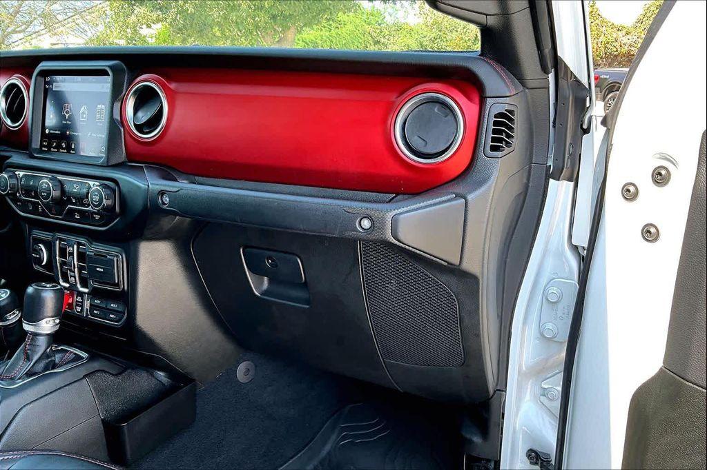 used 2022 Jeep Gladiator car, priced at $34,971