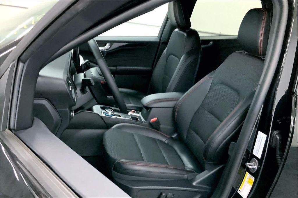 new 2025 Ford Escape car, priced at $26,942