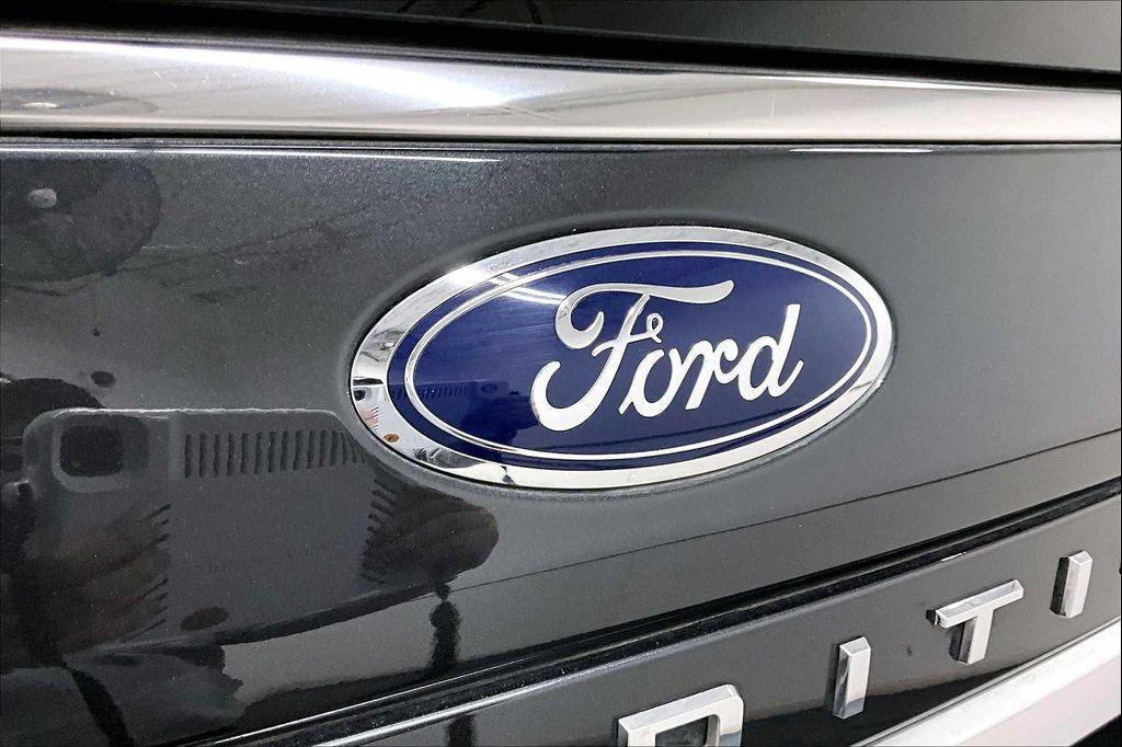used 2023 Ford Expedition car, priced at $55,971