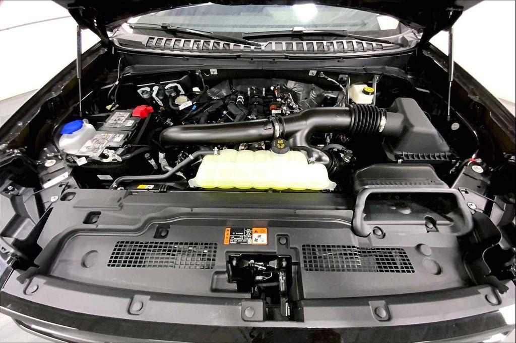 new 2025 Ford Expedition car, priced at $64,787