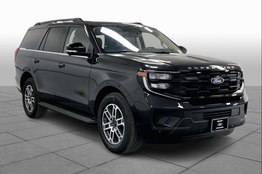 new 2025 Ford Expedition car, priced at $64,787