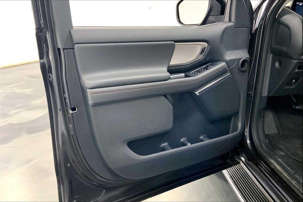 new 2025 Ford Expedition car, priced at $64,787
