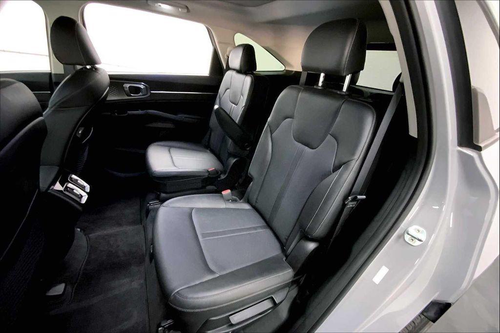 used 2022 Kia Sorento car, priced at $27,982