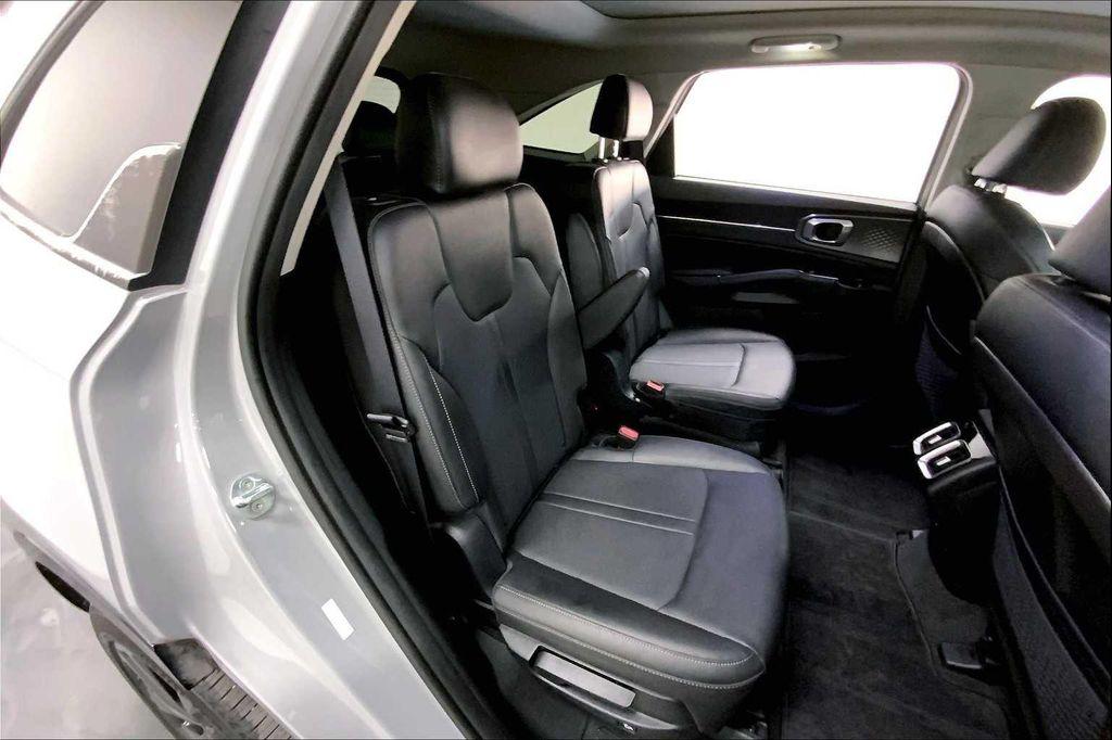 used 2022 Kia Sorento car, priced at $27,982