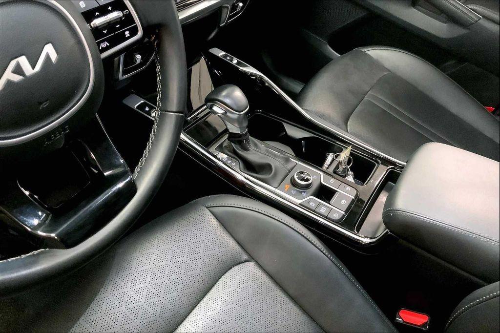 used 2022 Kia Sorento car, priced at $27,982
