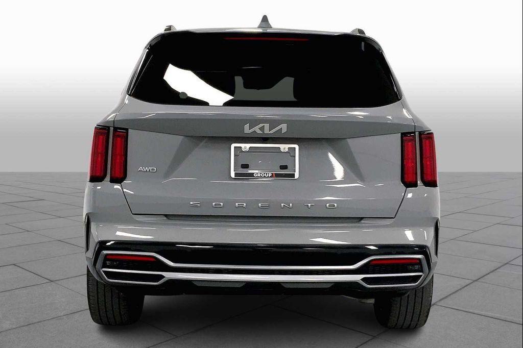 used 2022 Kia Sorento car, priced at $27,982
