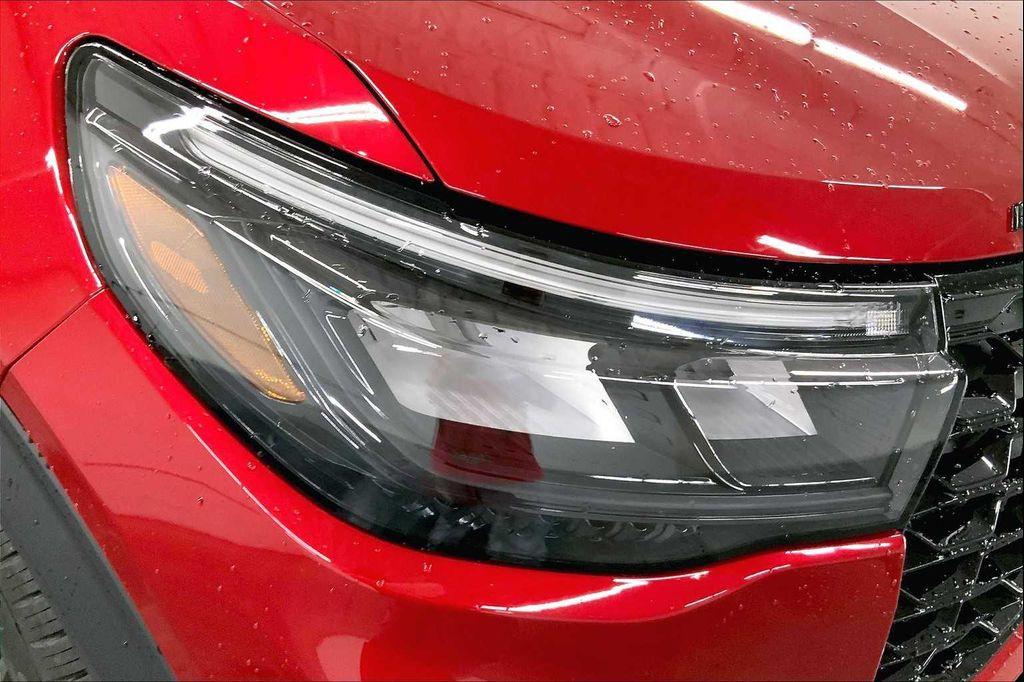 new 2025 Ford Explorer car, priced at $54,062