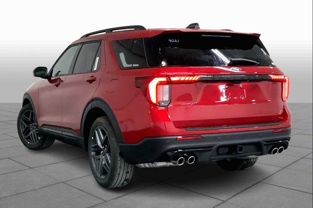 new 2025 Ford Explorer car, priced at $54,062