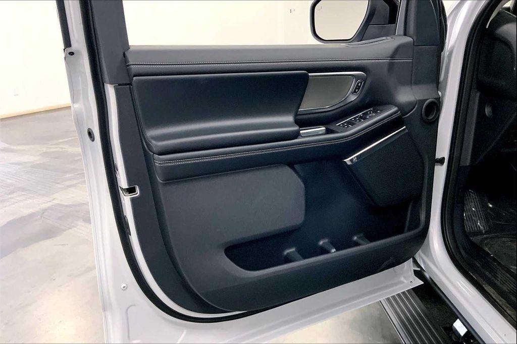 new 2025 Ford Expedition Max car, priced at $79,945
