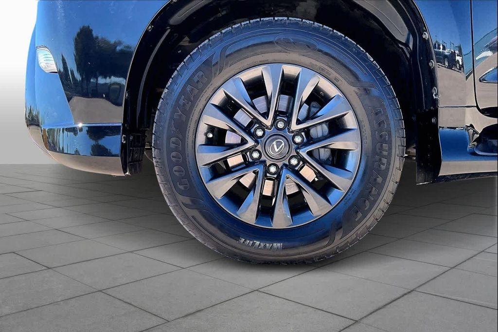 used 2020 Lexus GX 460 car, priced at $37,971