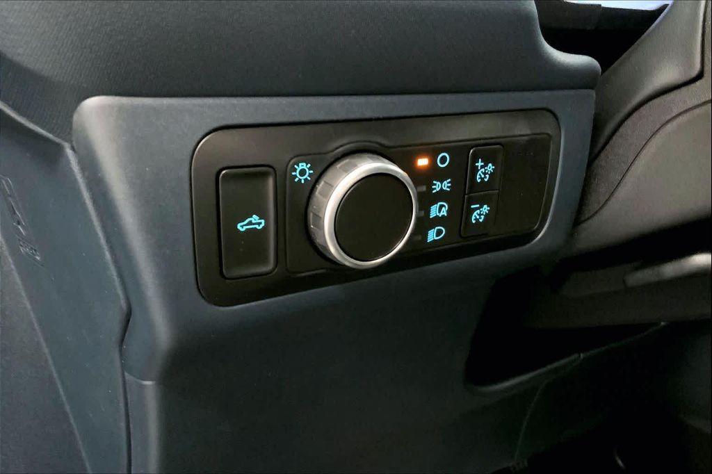 new 2025 Ford Maverick car, priced at $35,840