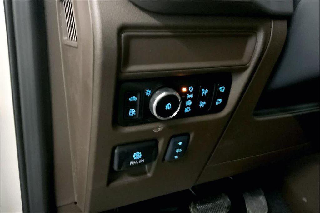new 2025 Ford F-150 car, priced at $72,654