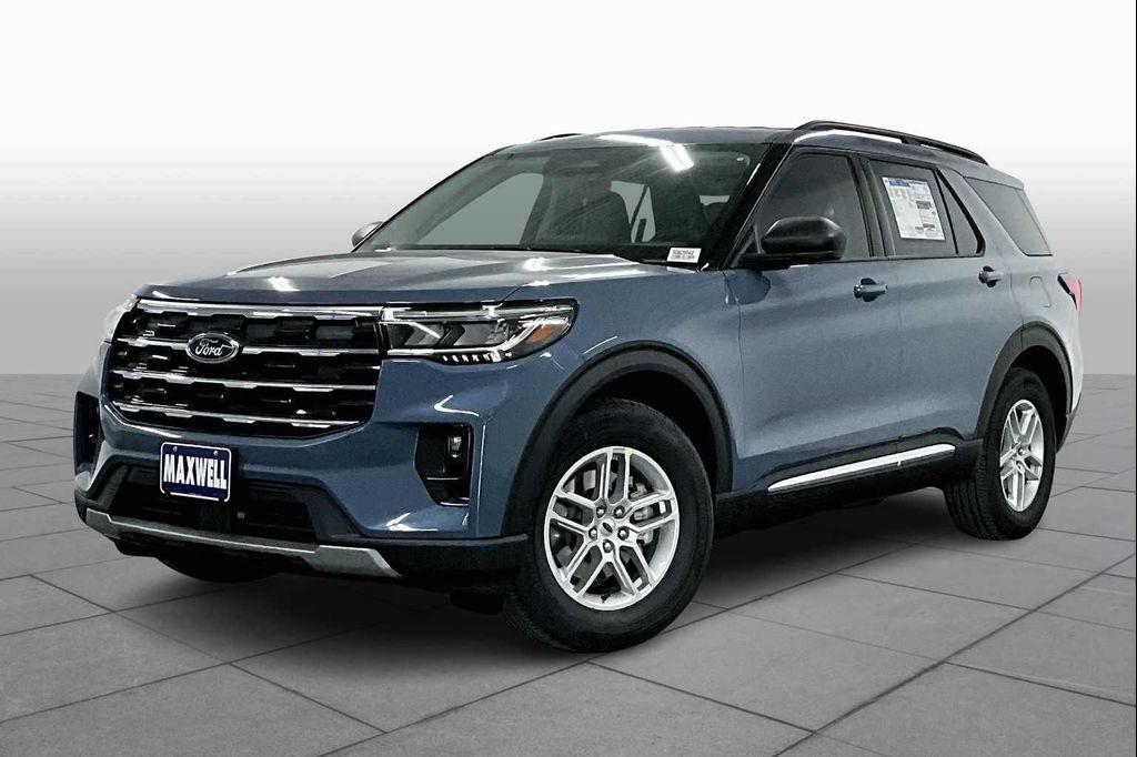 new 2025 Ford Explorer car, priced at $44,720