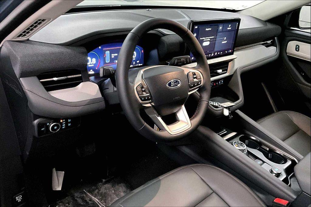 new 2025 Ford Explorer car, priced at $44,720
