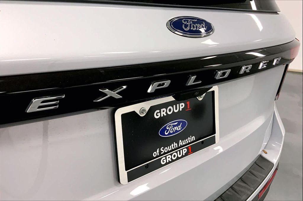 new 2026 Ford Explorer car, priced at $45,425