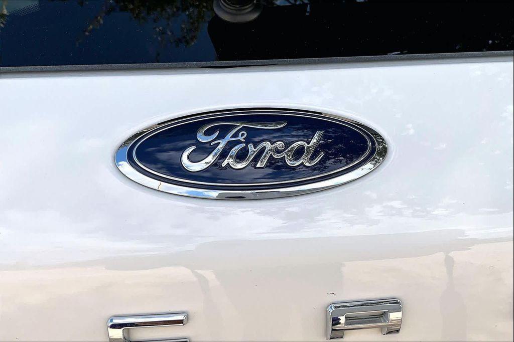 used 2024 Ford Escape car, priced at $25,259