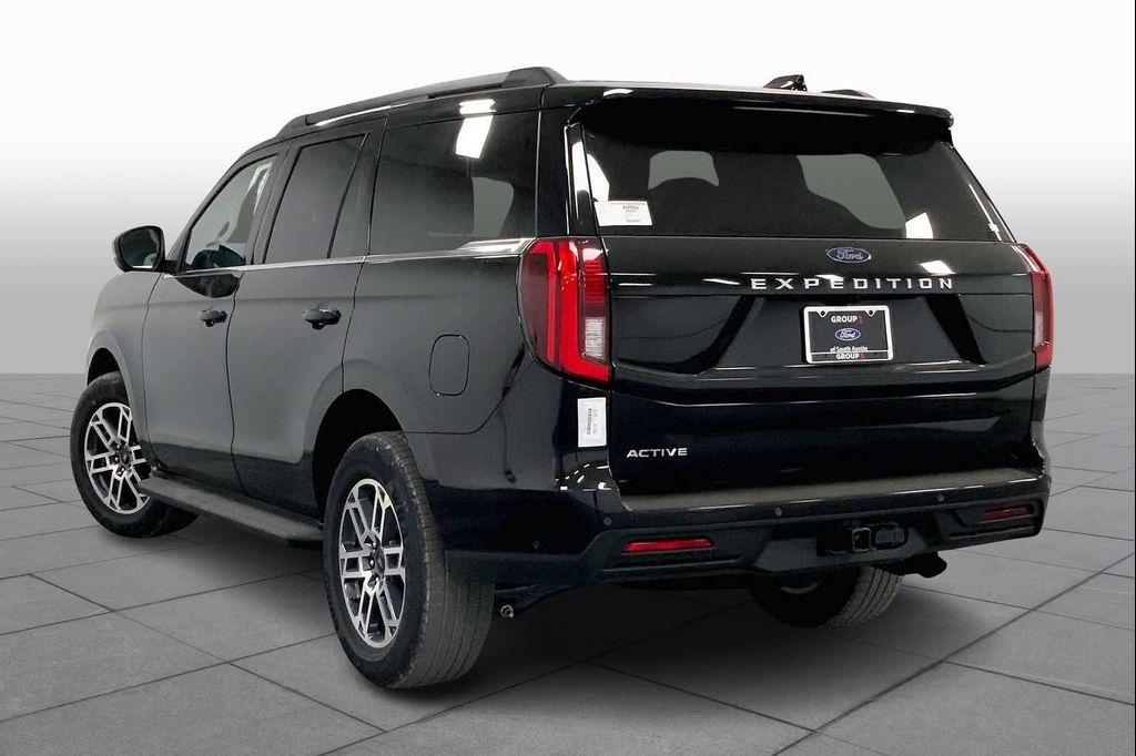 new 2025 Ford Expedition car, priced at $69,345