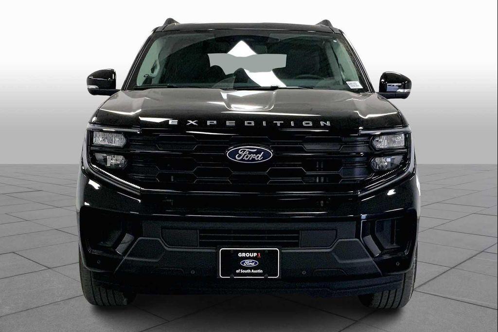 new 2025 Ford Expedition car, priced at $69,345