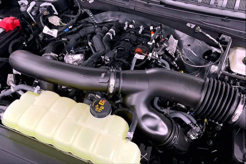 new 2025 Ford Expedition car, priced at $69,345