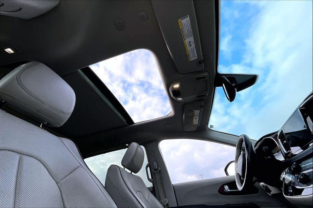 used 2020 Chrysler Pacifica car, priced at $13,985