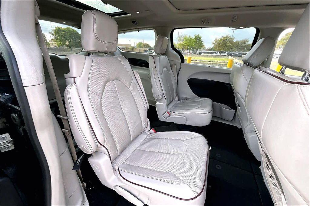 used 2020 Chrysler Pacifica car, priced at $13,985