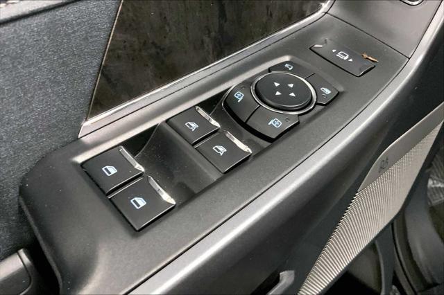 new 2025 Ford F-250 car, priced at $82,546
