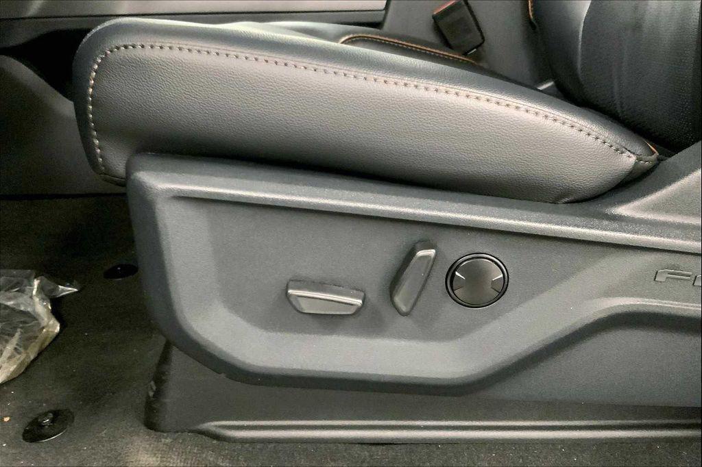 new 2025 Ford F-250 car, priced at $82,546