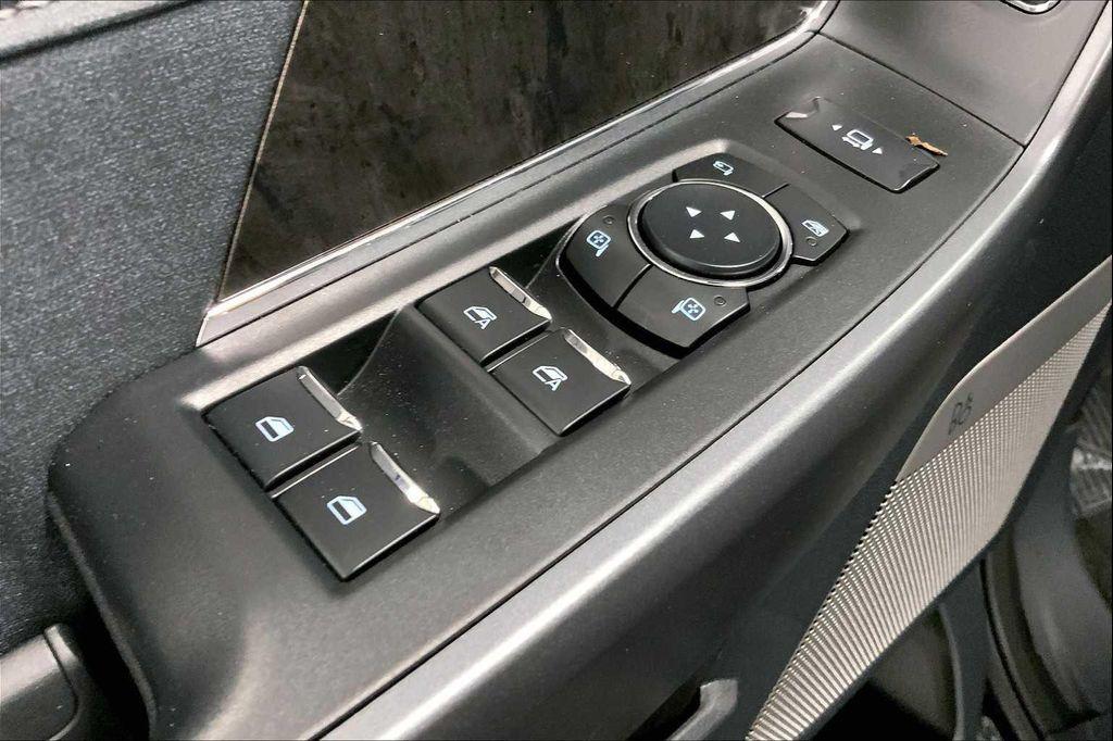 new 2025 Ford F-250 car, priced at $82,546