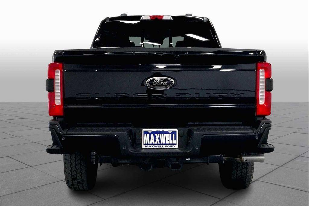 new 2025 Ford F-250 car, priced at $82,546