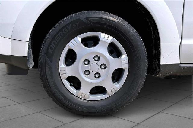 used 2007 Saturn Vue car, priced at $4,981