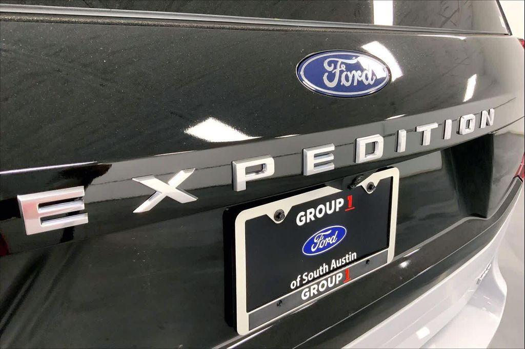 new 2025 Ford Expedition Max car, priced at $69,767