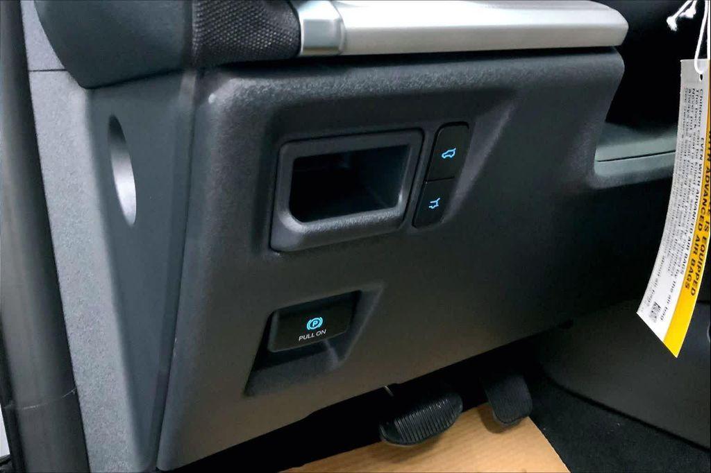 new 2025 Ford Expedition Max car, priced at $69,767