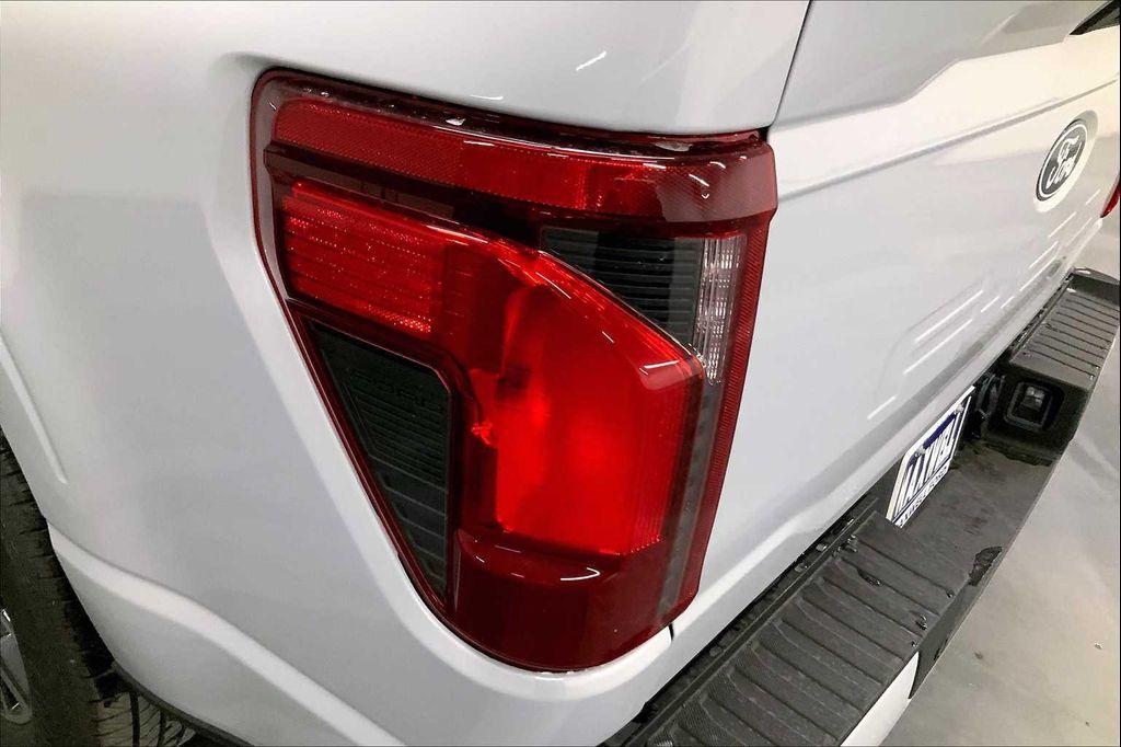 new 2025 Ford F-150 car, priced at $43,092