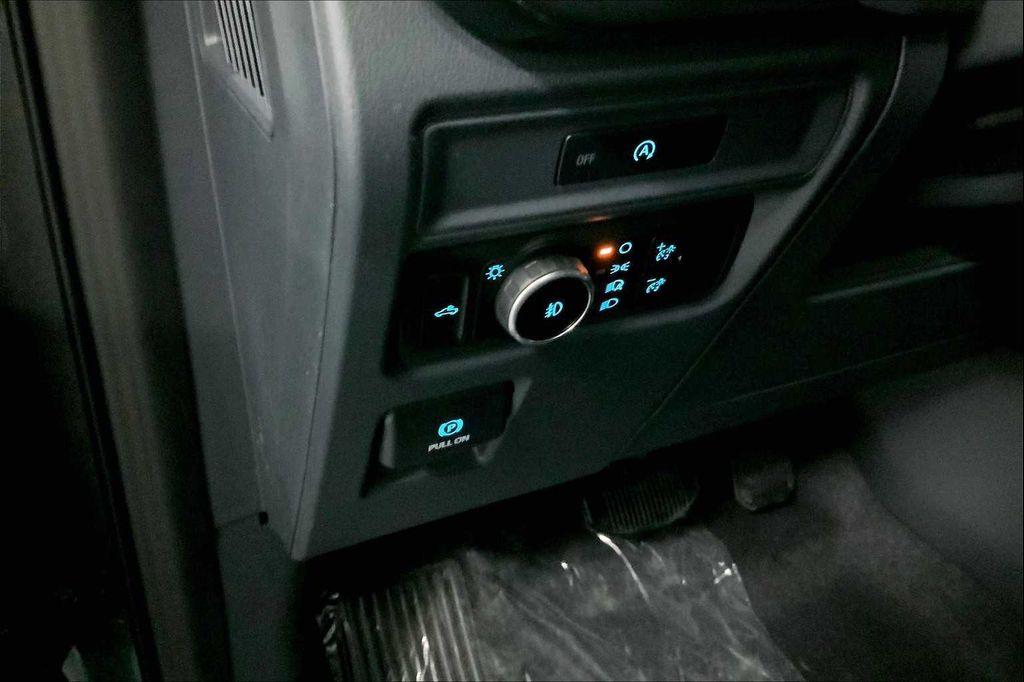 new 2025 Ford F-150 car, priced at $42,816