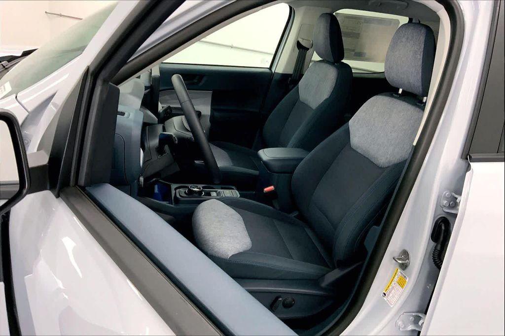 new 2025 Ford Maverick car, priced at $32,686