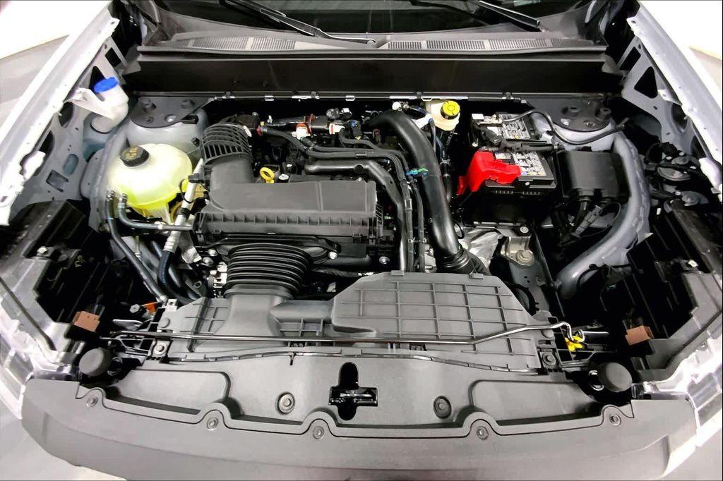 new 2025 Ford Maverick car, priced at $32,686