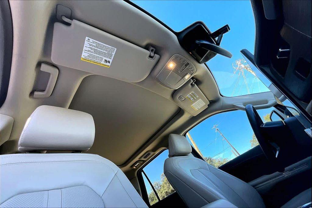 used 2022 Ford Expedition car, priced at $41,971