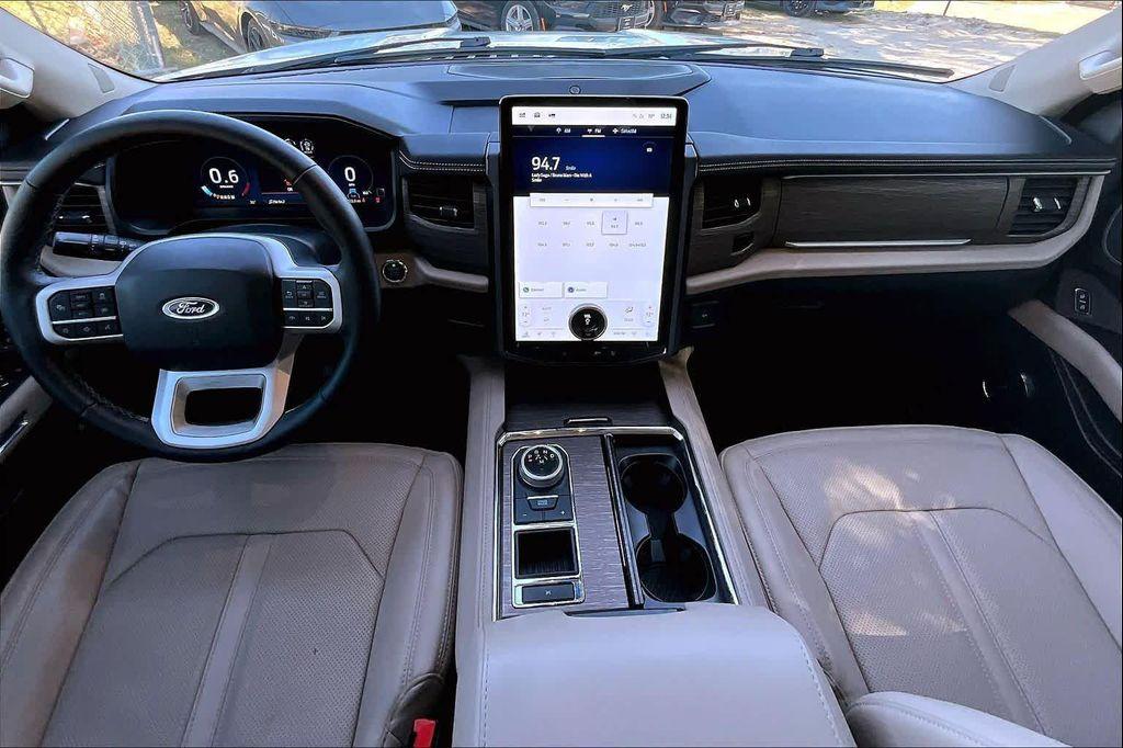 used 2022 Ford Expedition car, priced at $41,971