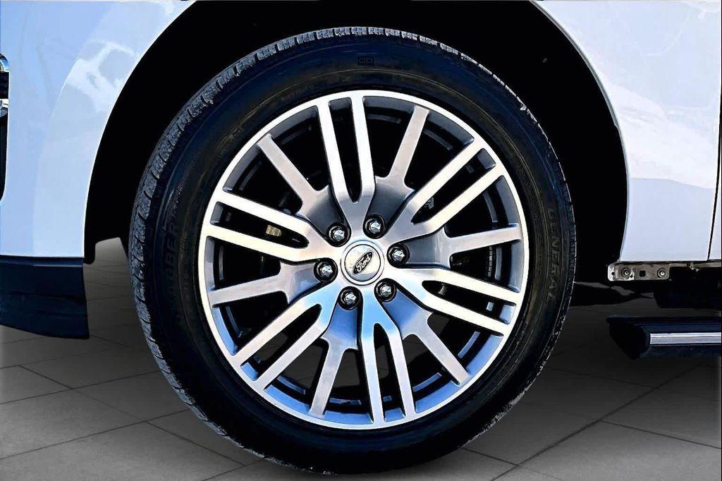 used 2022 Ford Expedition car, priced at $41,971