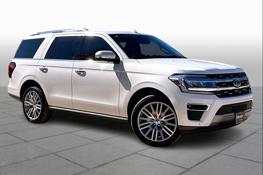 used 2022 Ford Expedition car, priced at $41,971