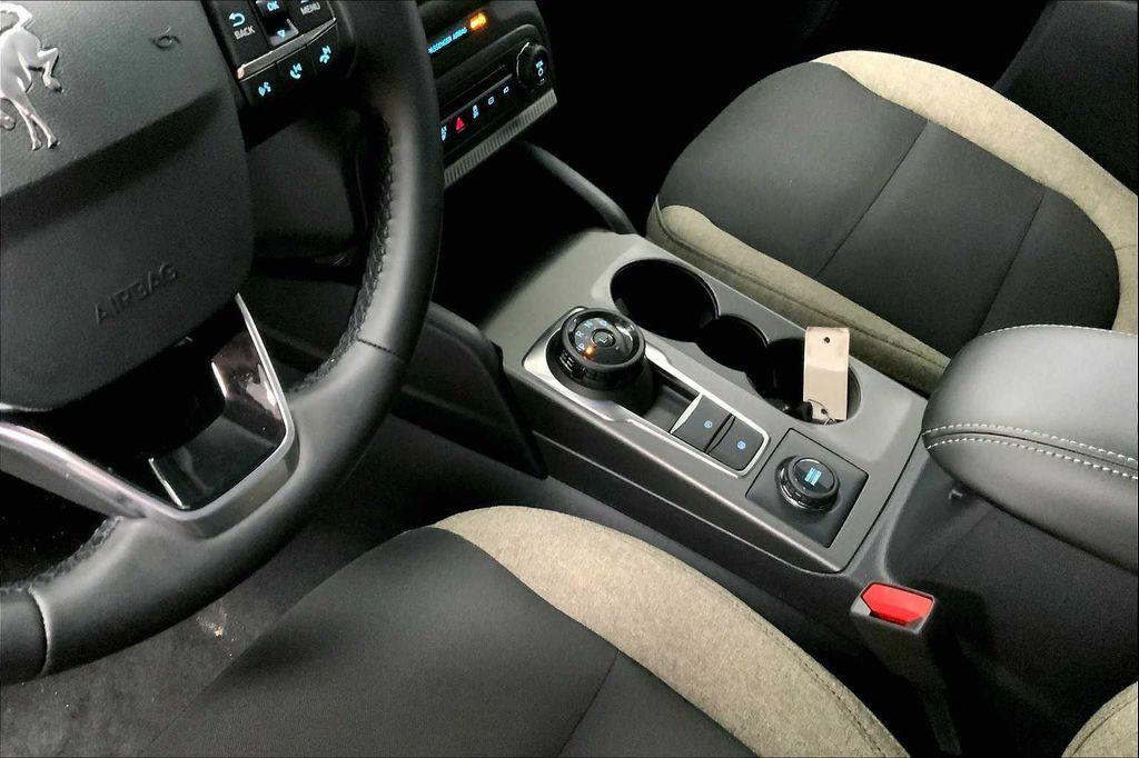 new 2025 Ford Bronco Sport car, priced at $31,012