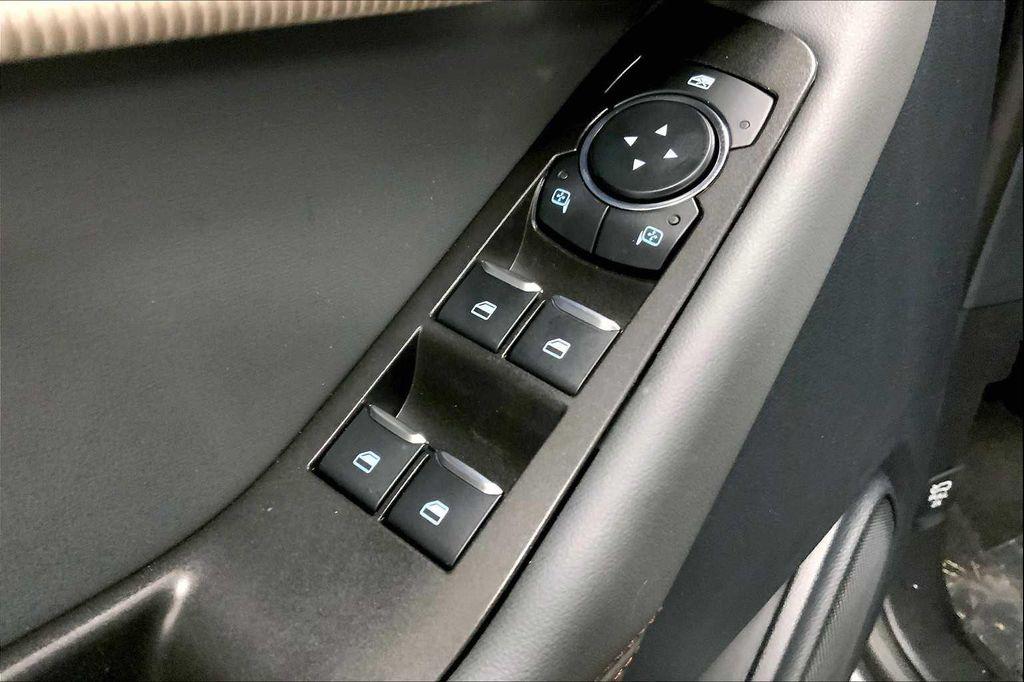 new 2025 Ford Explorer car, priced at $40,645