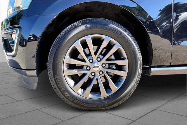 used 2019 Ford Expedition car, priced at $31,275