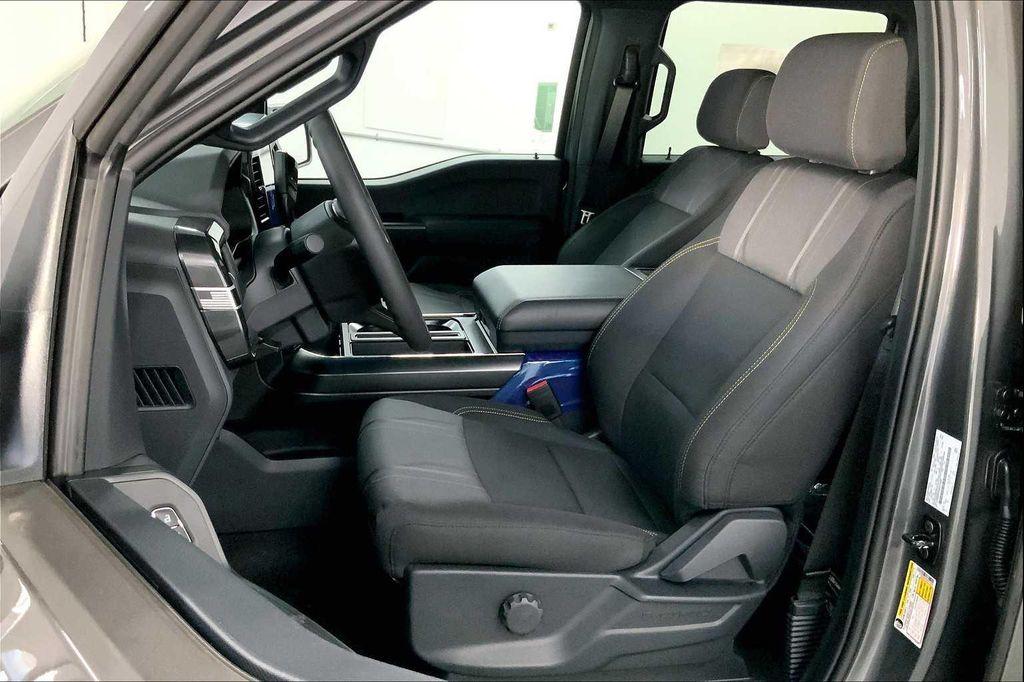 new 2025 Ford F-150 car, priced at $42,634