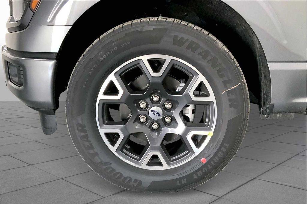 new 2025 Ford F-150 car, priced at $42,719