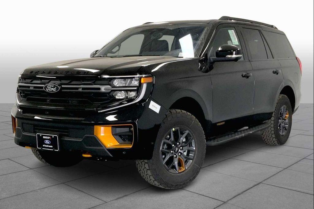 new 2025 Ford Expedition car, priced at $83,945