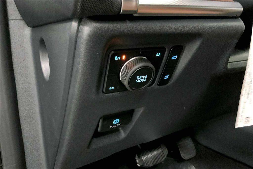new 2025 Ford Expedition Max car, priced at $90,165